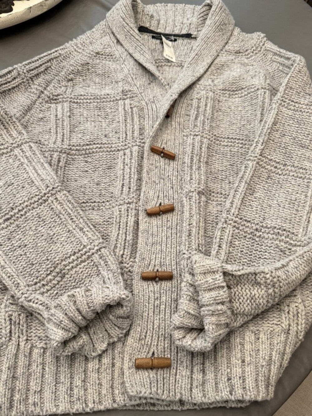 Men's Banana Republic Sweater NWT